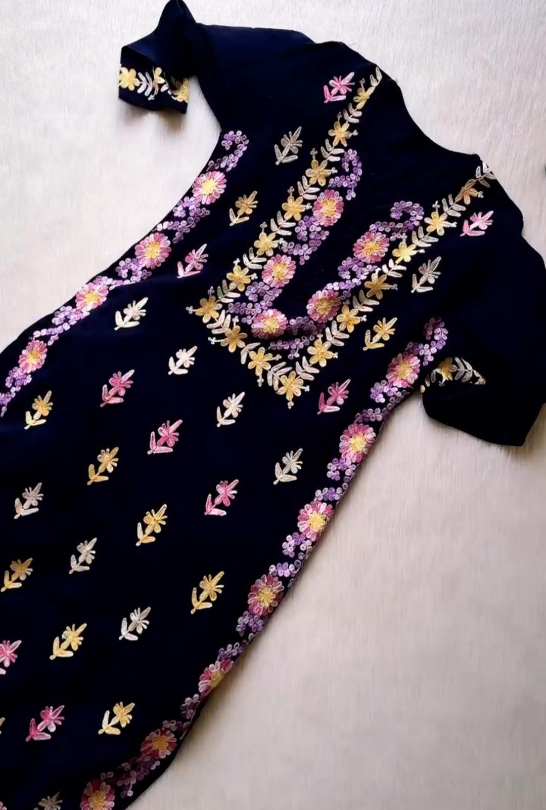Chikankari Kurti Collection BUY 1 GET 1 FRE