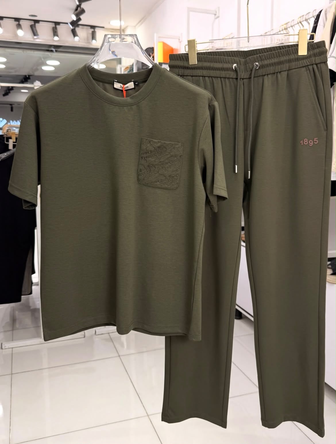 Men's Buy 1 Get 1 Free Trending Tracksuit
