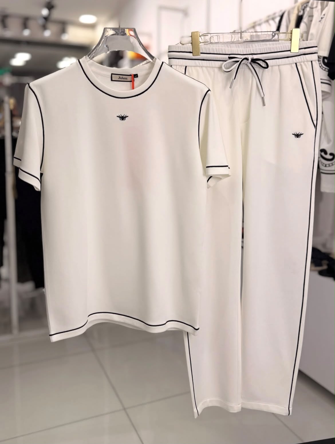 Men's Buy 1 Get 1 Free Trending Tracksuit