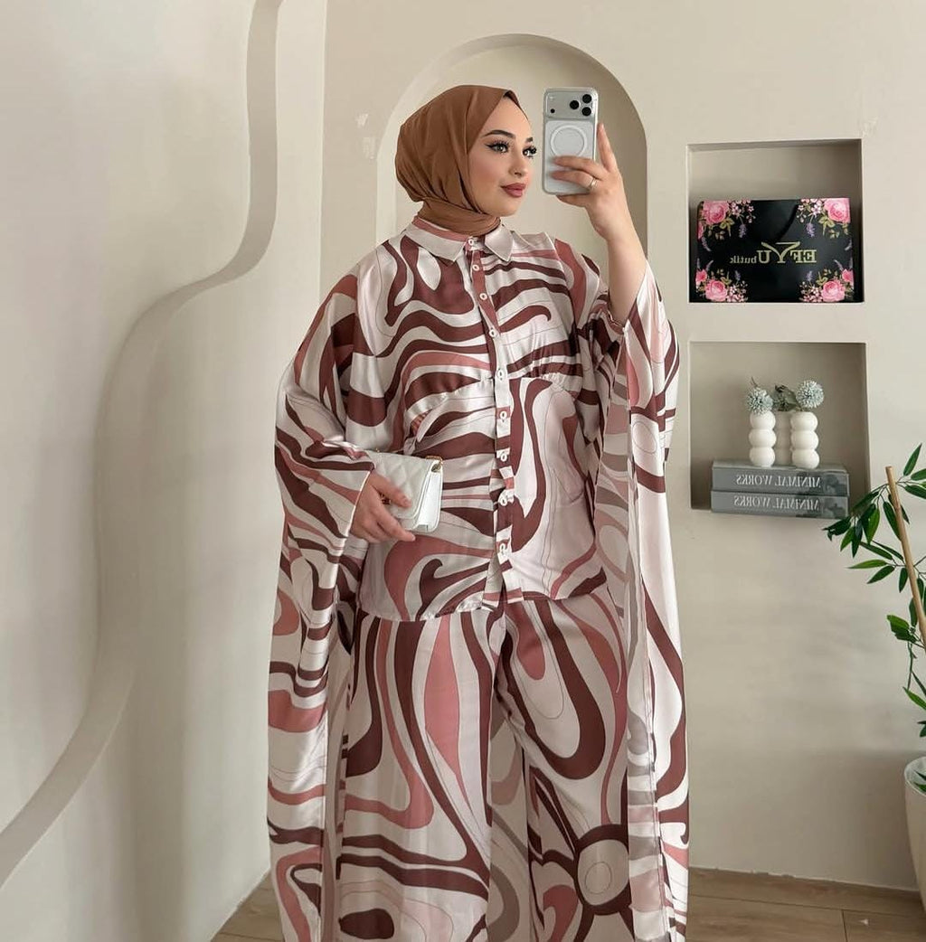 3Pcs Printed Co-Ord Set with Flowing Cape for Women